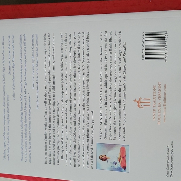 Advanced Hatha Yoga Classic Methods of Physical education and Concentration book - Picture 2 of 3